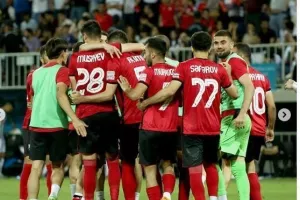 Ενδιαφέρει Ομόνοια: Πέντε αποχωρήσεις, μουρμούρα Αζέρων 