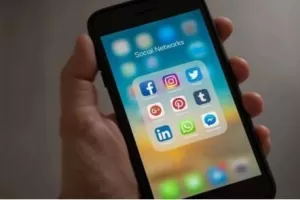 Προβλήματα σε Facebook, Instagram και Messenger αντιμετωπίζουν οι χρήστες 