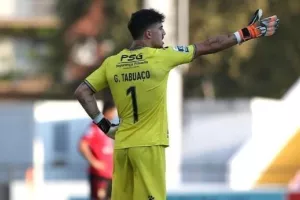 Record: Ομάδες από Κύπρο για Gonçalo Tabuaço