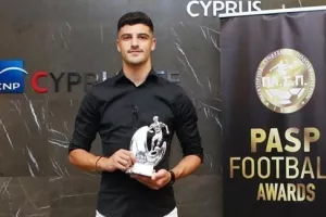 Καϊάφας για... Καϊάφα junior!