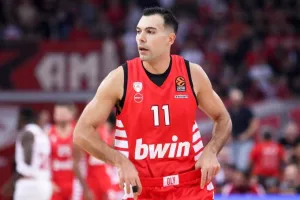 Εκτός προπόνησης και πάλι ο Σλούκας