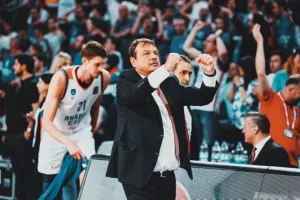 Έστεψε πρωταθλήτρια της Εφές και... έρχεται Παναθηναϊκό ο Αταμάν!