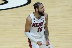 Αμφίβολος ο Μάρτιν για το Game 2 των τελικών-Εκτός ο Χίρο