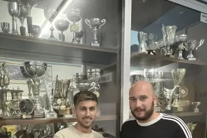 Ανακοίνωσε την ανανέωση πέντε ποδοσφαιριστών