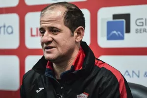 Προπονητής Γκαμπάλα: "Δεν σκέφτομαι την Ομόνοια/Με ανησυχεί η κατάσταση στην ομάδα"