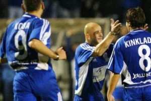 Φανέλα... Κινκλάτζε στον τελικό! (φώτο)