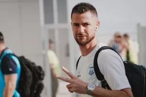 Παλαίμαχοι Απόλλωνα για "Ρόμπι": "Καταλυτική η παρουσία του/Σωστός επαγγελματίας"