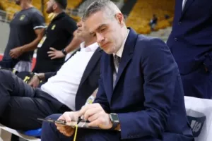 Το πλάνο του Καστρίτη των 6+1 ξένων και ο ρόλος των Ελλήνων παικτών