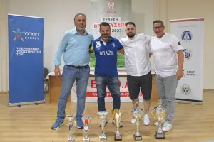ΦΩΤΟΣ απο την τελετή βράβευσης της ΕΠΟΛ