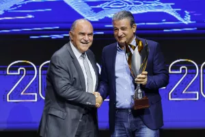 Απόλλων/Η... ατάκα για πρωτόγνωρα πράγματα