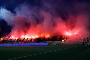 Το show της Θύρα 3 και στιγμές από την πορεία στον τελικό (φώτος)