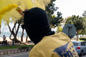 Το show της Θύρα 3 και στιγμές από την πορεία στον τελικό (φώτος)