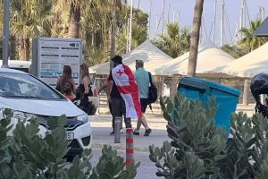 Πρώτα "Φοινικούδες" - Μετά "Αρένα"!