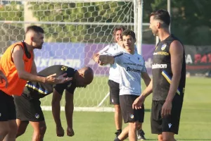 Πριν την Βοϊβοντίνα, φιλοξενεί τον Βόλο FC