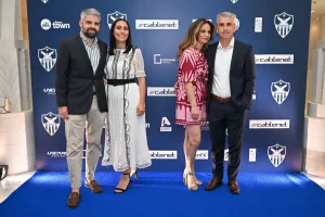 Φωτορεπορτάζ από τους φίλαθλους της Ανόρθωσης στο Gala!