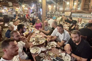 ΑΕΛ; Γαλαζοκίτρινη... βραδιά! (φώτος)