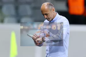 Πήρε "φωτιά" το τηλέφωνο του Μπογκντάν!