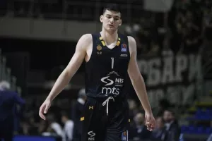 Στο νο42 και τους Ουίζαρντς ο Τρίσταν Βούκσεβιτς