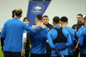Η Ελλάδα θέλει να... σοκάρει τους Γάλλους