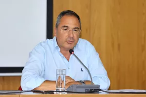 "Αν τολμήσουν κάποιοι μάγκες να μας στηρίξουν..."