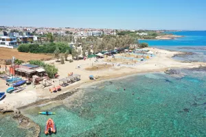 Με τεράστια επιτυχία ολοκληρώθηκε το 3ο Διεθνές τουρνουά Beach Tennis (φώτος)