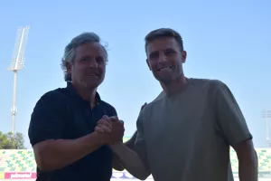 Βγήκαν τα "κλικς" και με Φακούντο (φώτος)