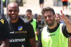 Χαμόγελα και καλό κλίμα στον ΑΠΟΕΛ (φώτος)