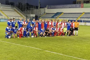 Φινάλε με φιλικό παλαιμάχων/ Ανόρθωση - Νέα Σαλαμινα... στο "Χ" (Φώτος)