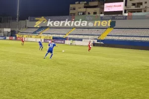 Φινάλε με φιλικό παλαιμάχων/ Ανόρθωση - Νέα Σαλαμινα... στο "Χ" (Φώτος)