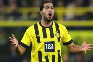Στην πόρτα της εξόδου ο Εμρέ Τσαν