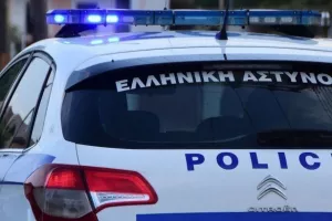 Έθαψε σε σακούλες 35.000 ευρώ που έκλεψε από γειτόνισσα του
