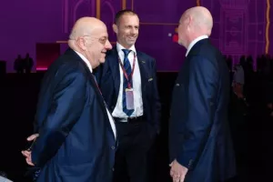 Επαφές Κούμα στη Νιόν για τη συνεδρία της Ε.Ε της UEFA στην Κύπρο