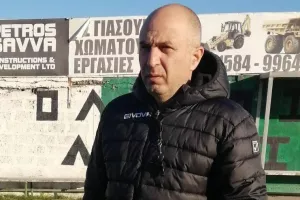 Ανανέωσε με Στεφανίδη
