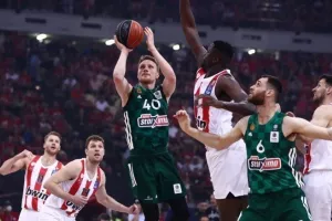 Το πενιχρό 32% στους τελικούς και το -42 της παρουσίας του στο παρκέ