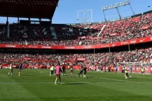 Έντεκα ομάδες της La Liga ενώνουν τις δυνάμεις τους και βάζουν τέλος στις αυξήσεις των τιμών των εισιτηρίων