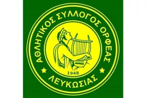 Ανακοίνωσε 10 ανανεώσεις