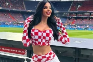 Η πιο... hot οπαδός του Μουντιάλ είδε την Κροατία και "έριξε" το Instagram! (φώτος)