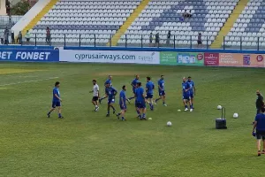 (Φιλανθρωπικό φιλικό μέσω... Kerkida.net) Βετεράνοι Κύπρου - Επίλεκτοι Παλαίμαχοι Εθνικής Ελλάδας