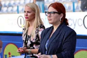 Κορίτσια/παρούσες