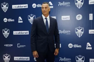 Tο Gala Dinner της Ανόρθωσης με Αργυρό (ΦΩΤΟΣ/ΒΙΝΤΕΟ)