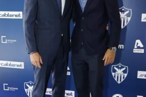 Tο Gala Dinner της Ανόρθωσης με Αργυρό (ΦΩΤΟΣ/ΒΙΝΤΕΟ)