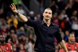«Αντίο» με απίθανες ατάκες ο Ιμπραΐμοβιτς: «Είμαι ο σούπερμαν, αλλά έχω καρδιά-Δεν θα υπάρξει άλλος»