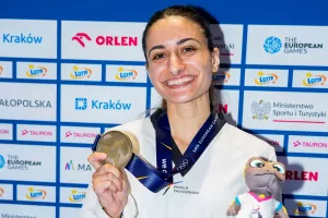 Η σημαία της Κύπρου κυματίζει περήφανα…