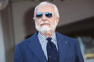 Ντε Λαουρέντις: "Όλη η Ευρώπη θέλει να προπονήσει την Νάπολι, έχω 20 υποψήφιους"