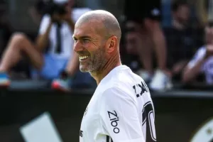 Ζιντάν: "Πετάγομαι από την καρέκλα μου γι' αυτούς τους παίκτες"