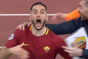 Η UEFA θυμήθηκε τον "θρυλικό" πανηγυρισμό του Μανωλά κόντρα στην Μπαρτσελόνα