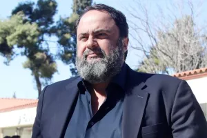 Calciomercato: «Για συμπαίκτη ήθελε τον Μαρινάκη ο Μπερλουσκόνι στη Μόντσα»