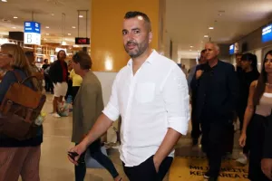 Ο Ντιέγκο Μαρτίνεθ στην Αθήνα για τον Ολυμπιακό: "Ευγνώμων για τη νέα πρόκληση της καριέρας μου"