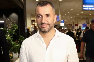 Ο Ντιέγκο Μαρτίνεθ στην Αθήνα για τον Ολυμπιακό: "Ευγνώμων για τη νέα πρόκληση της καριέρας μου"