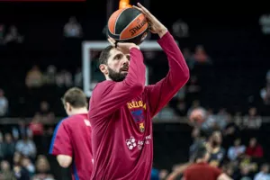 Ενημέρωσε τον Μίροτιτς για τον τερματισμό του συμβολαίου του η Μπαρτσελόνα